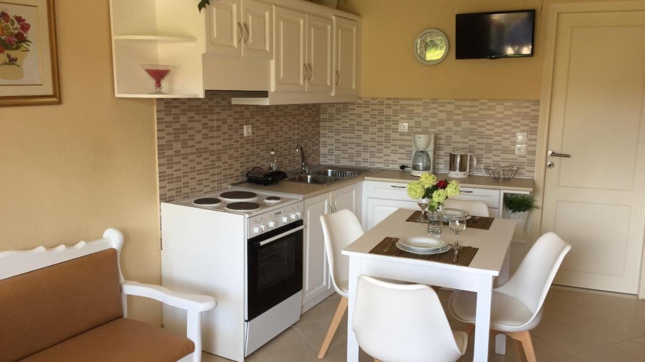 Villa Tina Country Beach Apartments Αχαράβη Εξωτερικό φωτογραφία