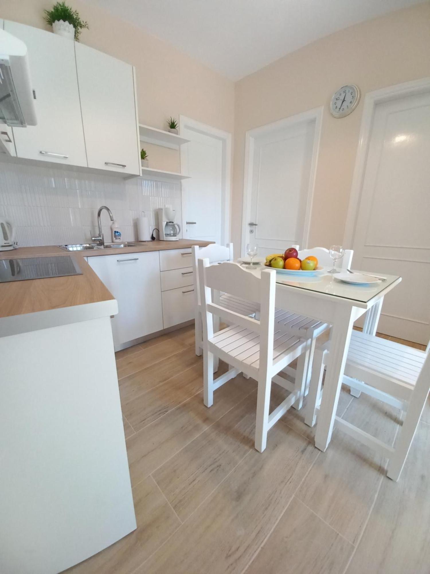 Villa Tina Country Beach Apartments Αχαράβη Δωμάτιο φωτογραφία